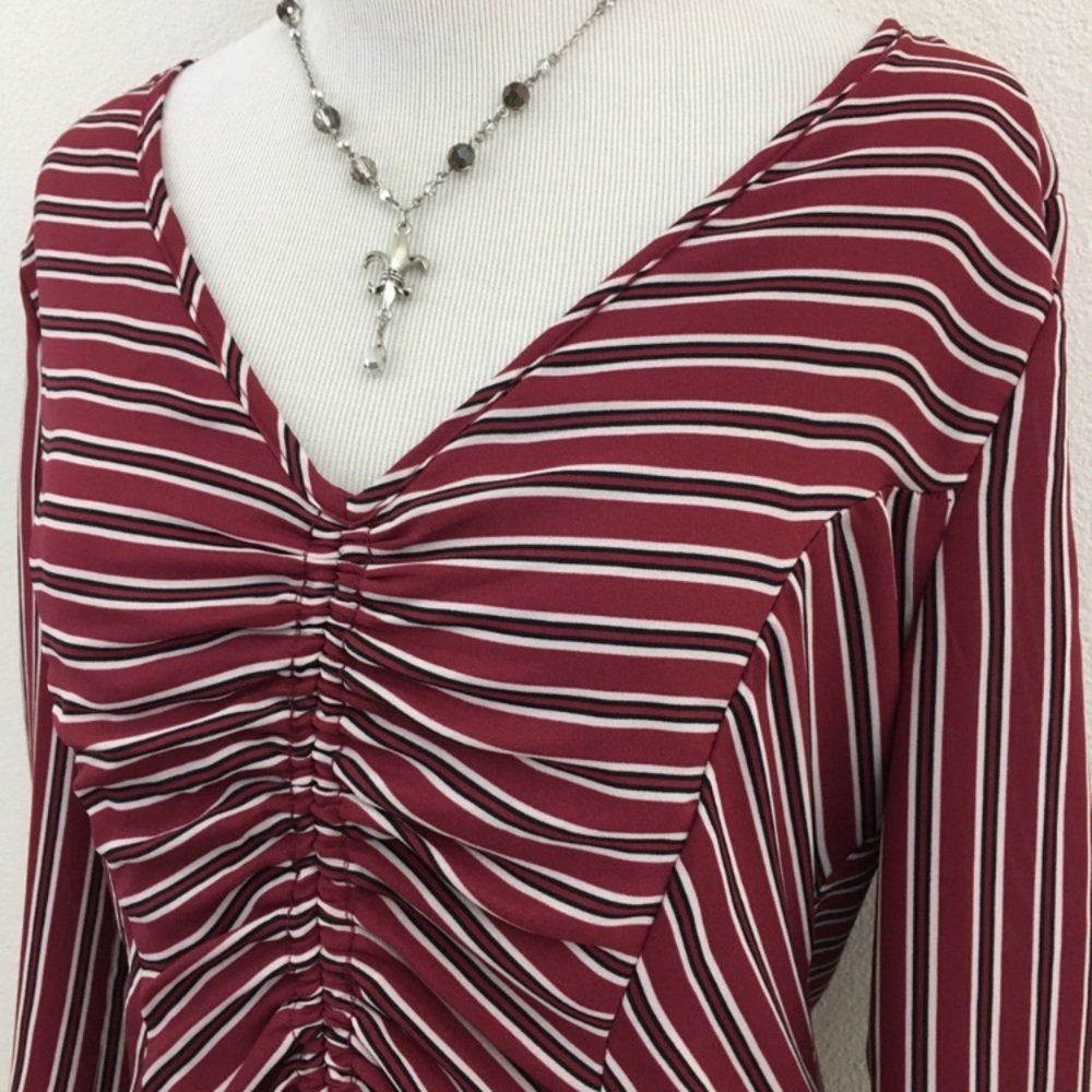 Spirit of Grace | Ruffled Dress - Picture 4 of 12